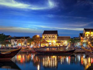 923787_the-hoi-an-ancient-town