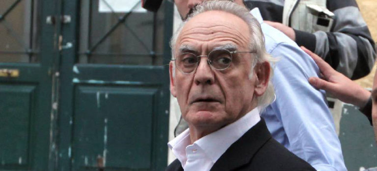 Η αποφυλάκιση του Τσοχατζόπουλου «κολλάει» στο χαμένο διαβατήριο