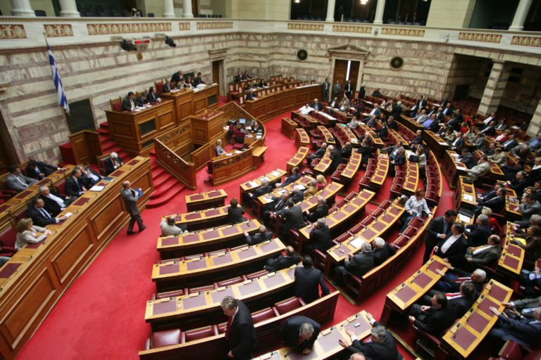 ΟΠΕΚΕΠΕ: Αυτοί είναι οι δύο βουλευτές για τους οποίους ζητείται η άρση ασυλίας τους για κακουργήματα