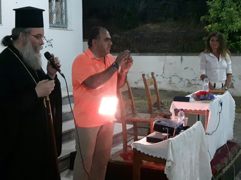 Γονείς προσοχή! Μην ανεβάζετε φωτογραφίες των παιδιών σας με μαγιό