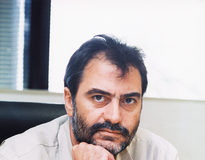 Μισώ, άρα υπάρχω…