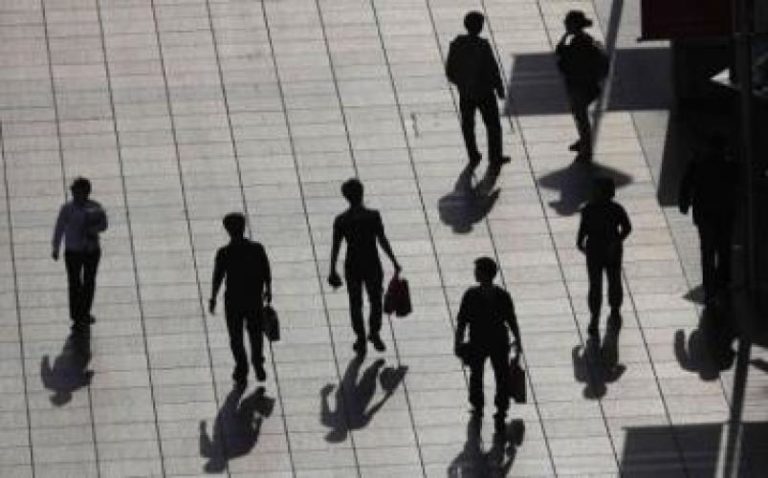 Μηνιάτικο 349,13 ευρώ για έναν στους τρεις εργαζόμενους στον ιδιωτικό τομέα