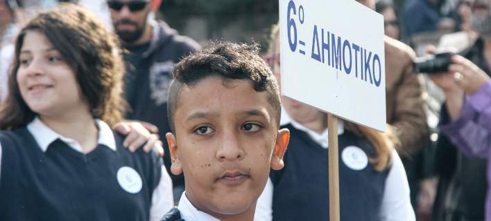 Προκαταρκτική εξέταση για το τι συνέβη και δεν έγινε σεβαστό το αποτέλεσμα της κλήρωσης για σημαιοφόρο στη μαθητική παρέλαση της 28ης Οκτωβρίου!