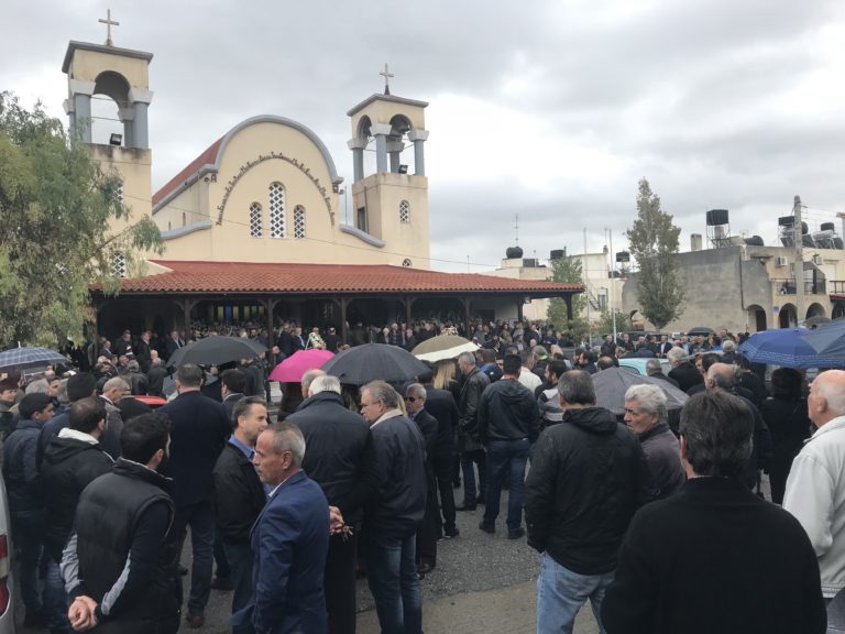 Το τελευταίο αντίο στον Γιώργο Μαρκατάτο
