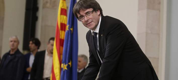 El Pais: Η Καταλονία έκανε «kolotumba» όπως ο Τσίπρας