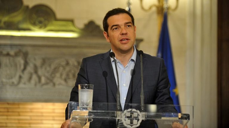 Διάγγελμα Τσίπρα: Μοιράζει  1,4. δισ. ευρώ