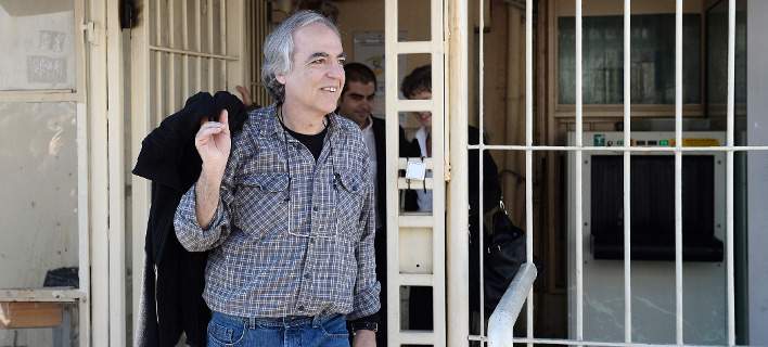 Και ο γιος του προέδρου της Βουλής, Νίκου Βούτση, στην υποδοχή Κουφοντίνα