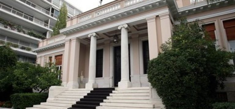 Μίνι ανασχηματισμός: Κυβερνητικός εκπρόσωπος ο Γιάννης Οικονόμου.