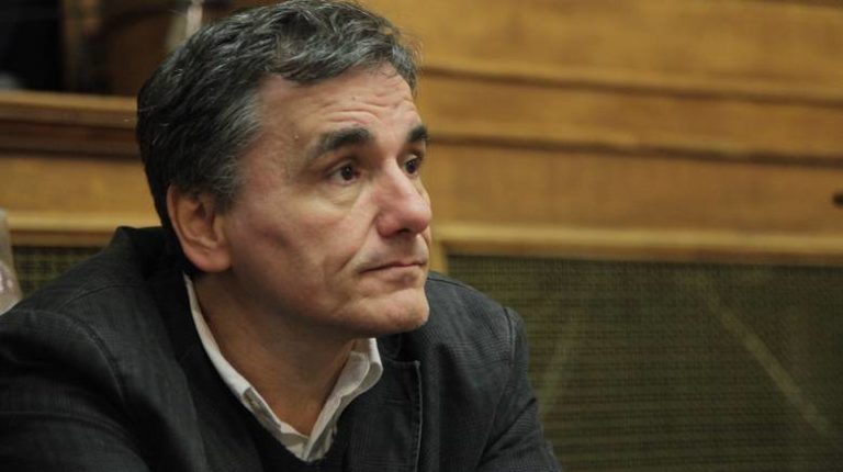 Τσακαλώτος: Σε πάνω από 1 εκατ. νοικοκυριά το κοινωνικό μέρισμα -Τα κριτήρια