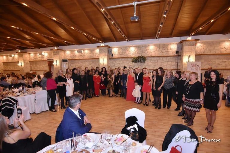 Με επιτυχία το Χριστουγεννιάτικο δείπνο από το Πανελλήνιο Αθλητικό Σωματείο Γυναικών «Καλλιπάτειρα» παράρτημα Κρήτης