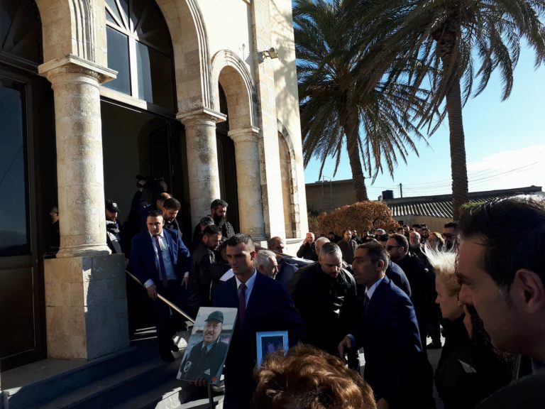 Δάκρυσαν και οι ουρανοί στο τελευταίο αντίο του Ευγένιου Γκέραρντ