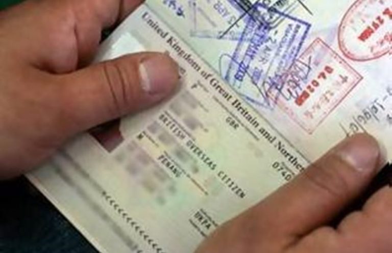 Ηράκλειο: Εξι συλλήψεις στο αεροδρόμιο για πλαστά ταξιδιωτικά έγγραφα