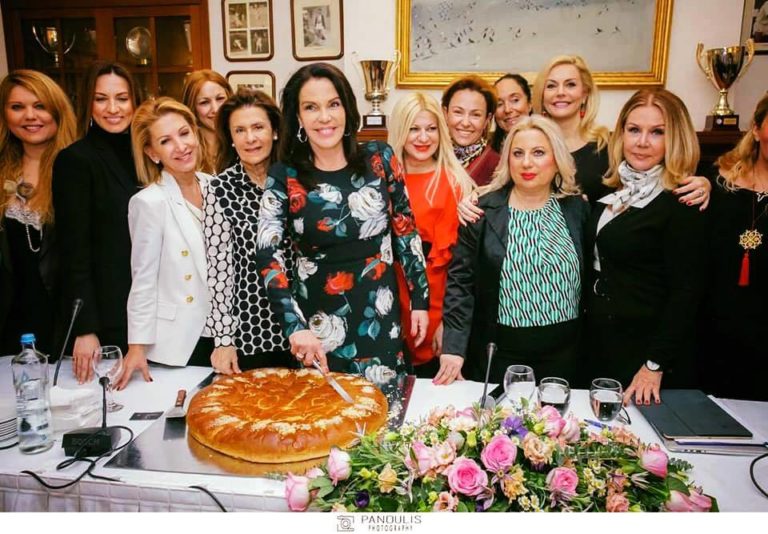 Οι “Καλλιπάτειρες” έκοψαν την πίτα τους στην Αθήνα