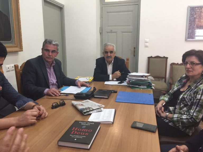 Συνάντηση Αντιπεριφερειάρχη Ηρακλείου με το Προεδρείο του Συνδέσμου Πωλητών Πετρελαιοειδών Ηρακλείου