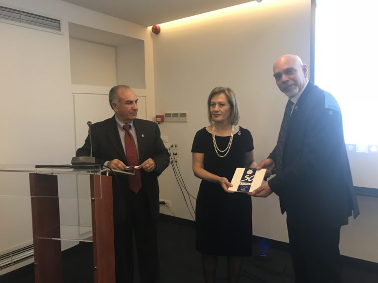 H πρώτη γυναίκα μέλος του Ροταριανού Ομίλου Ηρακλείου