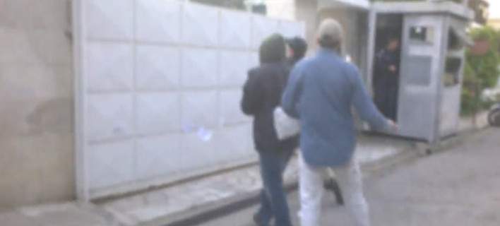 Η ανενόχλητη πορεία των μελών του Ρουβίκωνα στο σπίτι της πρέσβειρας του Ισραήλ