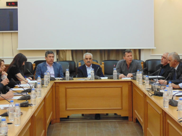 Το πρόβλημα της φετινής ανομβρίας στο πλαίσιο της αντιπυρικής προστασίας το Καλοκαίρι συζητήθηκε στη συνεδρίαση του ΣΟΠΠ ΠΕ Ηρακλείου