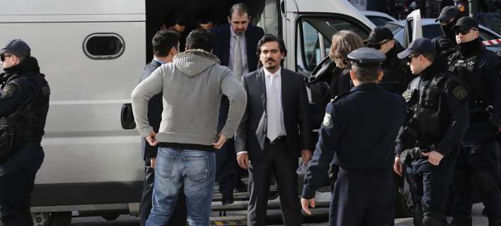 Ελεύθερος, αλλά υπό παρακολούθηση ο Τούρκος αξιωματικός -Ο φόβος των Αρχών