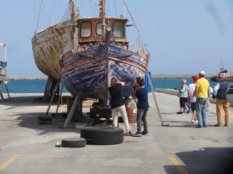 Επίσκεψη στο λιμάνι της φωτογραφικής ομάδας του Πειραματικού Γυμνασίου