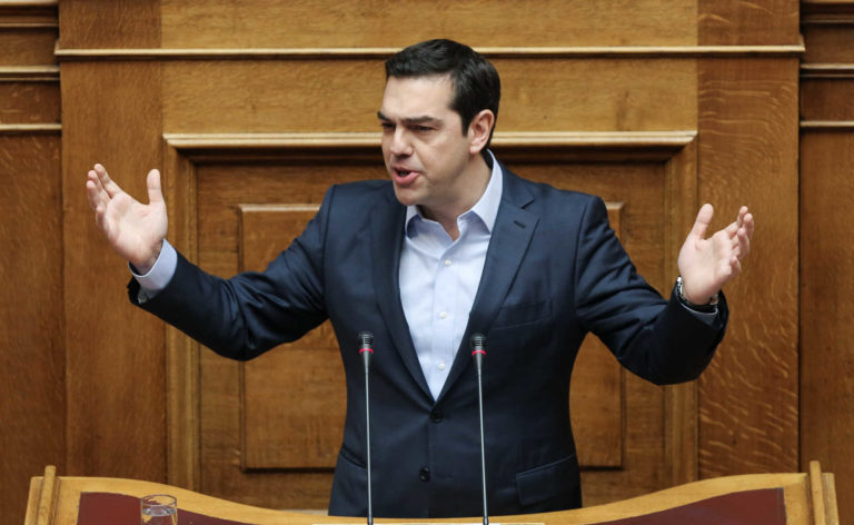 Τσίπρας σε Μητσοτάκη: Ντροπή σας, ζητήσατε από το Βερολίνο την περικοπή των συντάξεων