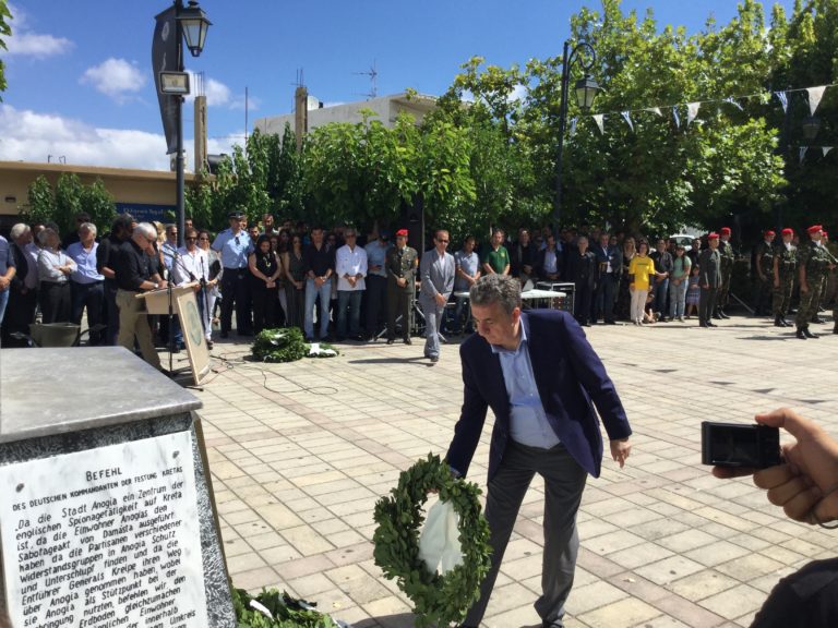 Ο Περιφερειάρχης στις επετειακές εκδηλώσεις 74 χρόνια από το ολοκαύτωμα των Ανωγείων