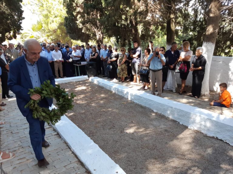 Ο Πρόεδρος της ΠΕΔ Κρήτης και Δήμαρχος Ηρακλείου Βασίλης Λαμπρινός στο ετήσιο μνημόσυνο των Εκτελεσθέντων του Σοκαρά