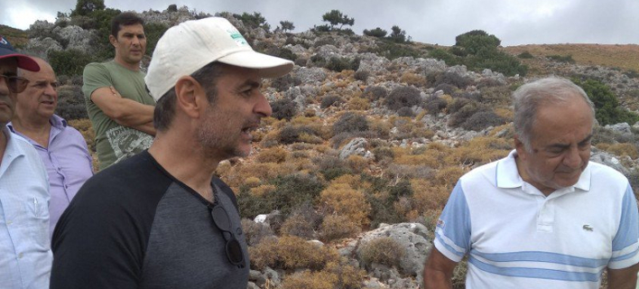 Στο Θέρισο Χανίων ο Κυριάκος Μητσοτάκης -Για την τελευταία επιθυμία του πατέρα του