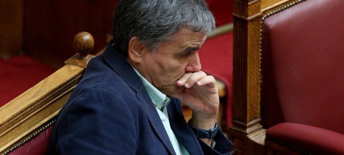 Τσακαλώτος: Μη λέτε για τράπεζες που καταρρέουν, δεν είναι αλήθεια