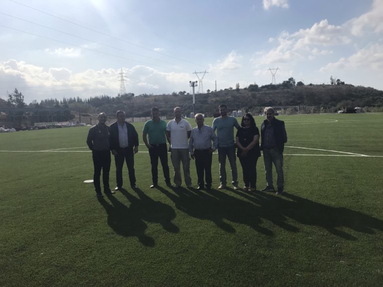 Ολοκληρώθηκε το έργο τοποθέτησης νέου χλοοτάπητα στο γήπεδο του Αλμυρού – Έλεγχος και πιστοποίηση από την UEFA