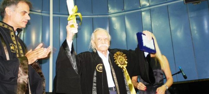 Επίτιμος διδάκτορας του Πανεπιστημίου Θεσσαλίας ο Μανώλης Γλέζος