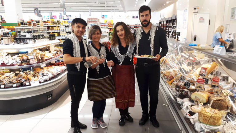 Συνεχίζεται το μεγάλο αφιέρωμα των Κρητικών προϊόντων στα σούπερ μάρκετ Χαλκιαδάκης