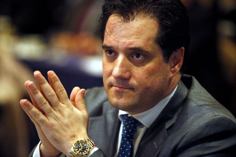 Σφαγή» Άδωνη με ΣΥΡΙΖΑ για τους νεκρούς του Πολυτεχνείου! «Δεν υπήρξαν νεκροί εντός» λέει ο πρώτος, «Aνιστόρητη χυδαιότητα» απαντά ο δεύτερος