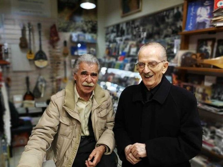 Έφυγε ο σπουδαίος Κρητικός λυράρης Γιώργος Καλομοίρης