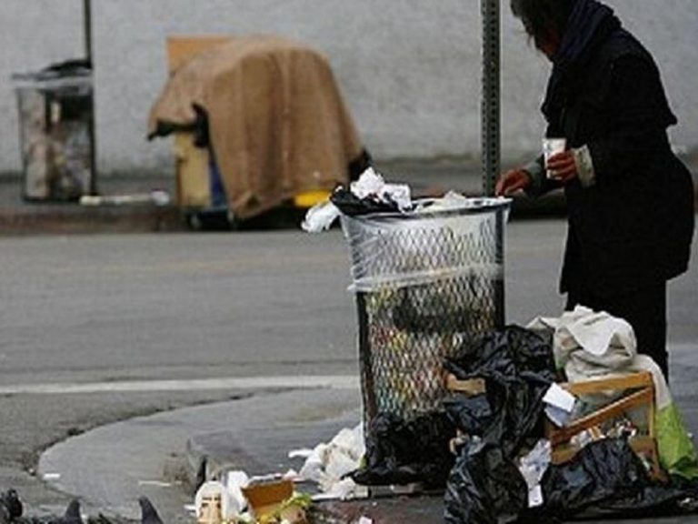 Eurostat: Τέσσερις ελληνικές περιφέρειες στις είκοσι φτωχότερες της Ε
