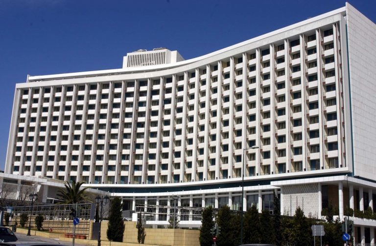 Το Costa Navarino αγόρασε το Hilton -Εφυγαν οι Τούρκοι