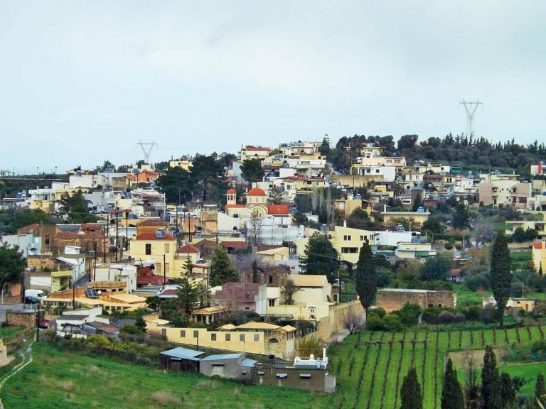 Ανάδοχος για την Α’ φάση ανάπλασης του οικισμού Κάτω Καλεσσών