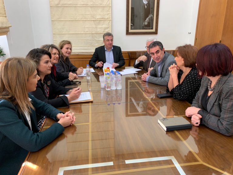 Προγραμματική σύμβαση Περιφέρειας, Πανεπιστημίου και ΤΕΙ Κρήτης για την υλοποίηση του έργου «Δράσεις Προώθησης της Ισότητας των Φύλων στην Περιφέρεια Κρήτης 2018-2020»