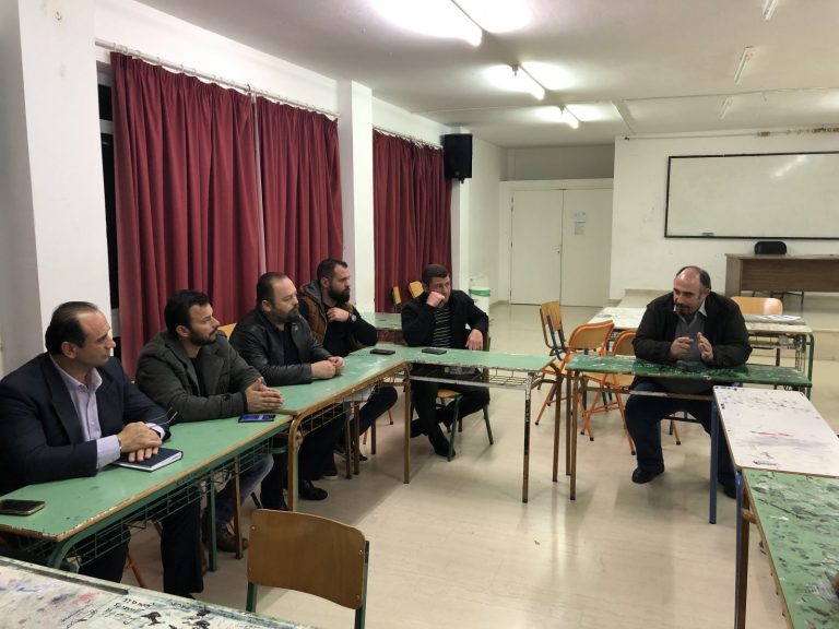 Ο Συνδυασμός «Ο Τόπος μας Μπροστά» επισκέφτηκε το Εσπερινό Σχολείο Τυμπακίου