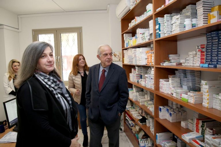 Επίσκεψη Δημάρχου Ηρακλείου Βασίλη Λαμπρινού στο Κοινωνικό Φαρμακείο
