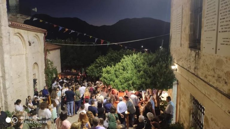 Χιλιάδες άτομα  στη γιορτή και το πανηγύρι του Άγιο Μύρωνα