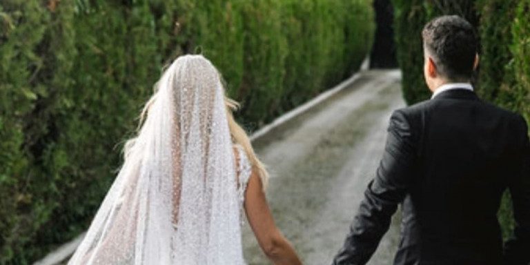 Ελενα Ράπτη: Το νυφικό της Σήλιας Κριθαριώτη και ο γάμος σε μοναστήρι -Κράτησε το μυστήριο κρυφό για μήνες