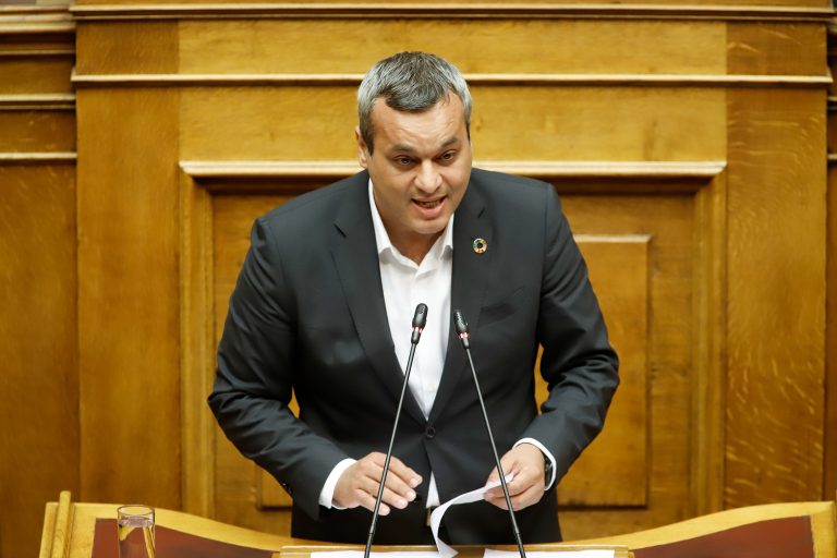 4 συν 1 ερωτήσεις προς τον Υπουργό Υποδομών & Μεταφορών