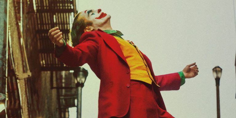 Joker: Οργή Μενδώνη για την επέμβαση της αστυνομίας -Καυστικός Τσίπρας, αλλά οι υπάλληλοι ερευνώνται