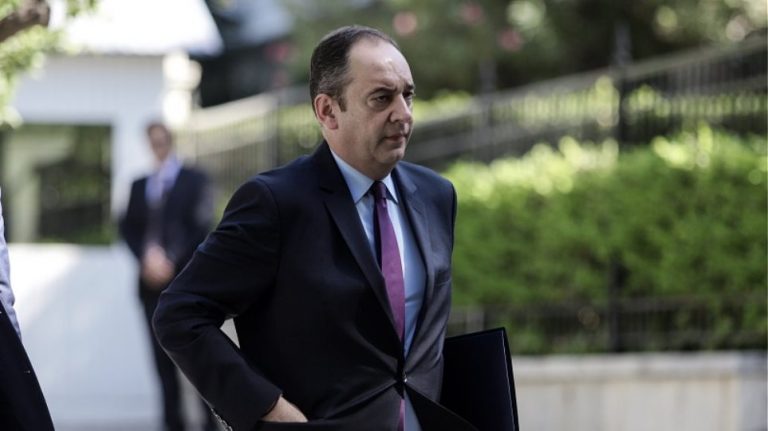 Πλακιωτάκης για την επίθεση στο ελληνικό τάνκερ: «Κάνουμε όλα όσα πρέπει ώστε να απελευθερωθούν οι ναυτικοί»