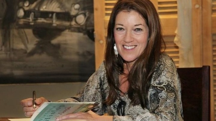 Η συγγραφέας Victoria Hislop επισκέπτεται την Ιεράπετρα