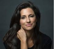 Η γύμνια της αυλής