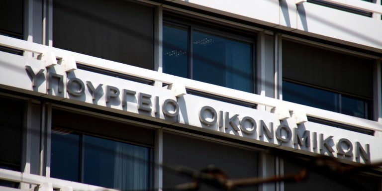 Ανατροπή: Τα ενοίκια δεν θα προσμετρώνται για το 30% των ηλεκτρονικών δαπανών