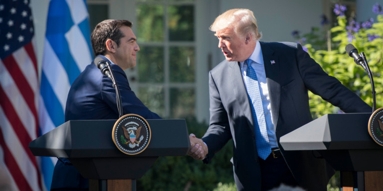 Ο ΣΥΡΙΖΑ δεν θα στηρίξει τη συμφωνία για τις αμερικανικές βάσεις – «Παρών» ή «όχι» οι δύο απόψεις