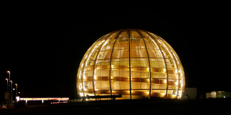To CERN ετοιμάζει «το μεγαλύτερο επιστημονικό πείραμα στον κόσμο»