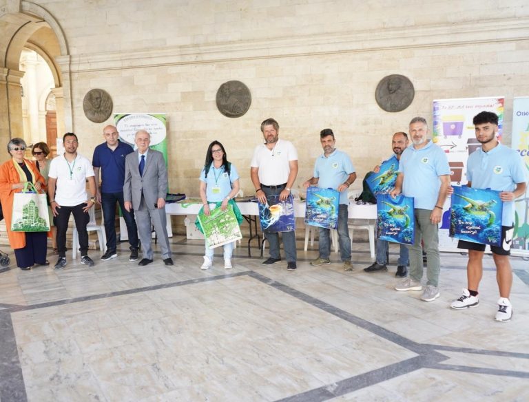 Καθαρισμός του Καράβολα από τον Δήμο Ηρακλείου για την Παγκόσμια Ημέρα Περιβάλλοντος – Δήμαρχος Ηρακλείου Βασίλης Λαμπρινός:  «Ο Δήμος Ηρακλείου έχει ολοκληρωμένη πολιτική για το περιβάλλον